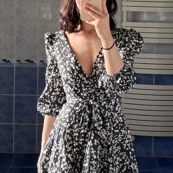 Black Ditsy Floral Print Mini Dress V-Neck Ties 3/4 Puff Sleeve Fit & Flare - Picture 14 of 14